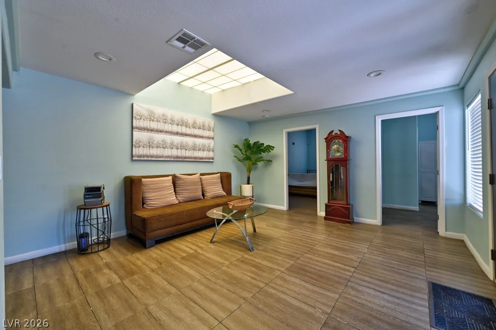 706 Lacy, Las Vegas, NV 89107