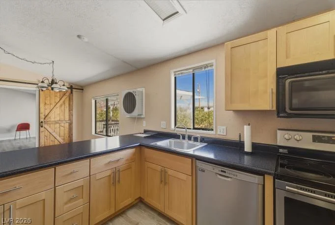 820 Fort Carson, Pahrump, NV 89060