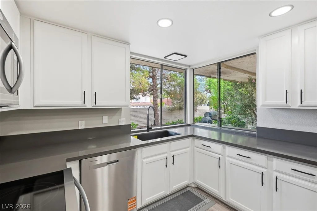 3061 Conquista, Las Vegas, NV 89121
