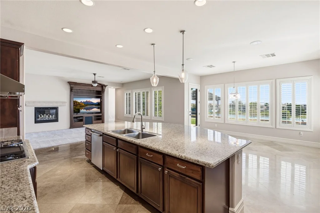 2074 Cherry Creek, Las Vegas, NV 89135