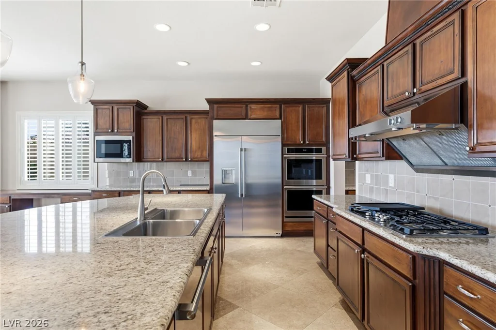 2074 Cherry Creek, Las Vegas, NV 89135