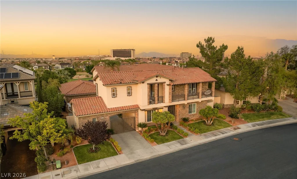 2074 Cherry Creek, Las Vegas, NV 89135