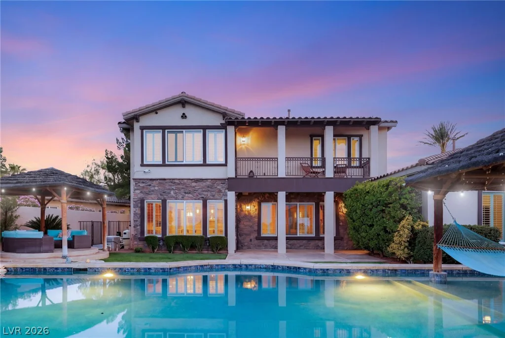 2074 Cherry Creek, Las Vegas, NV 89135