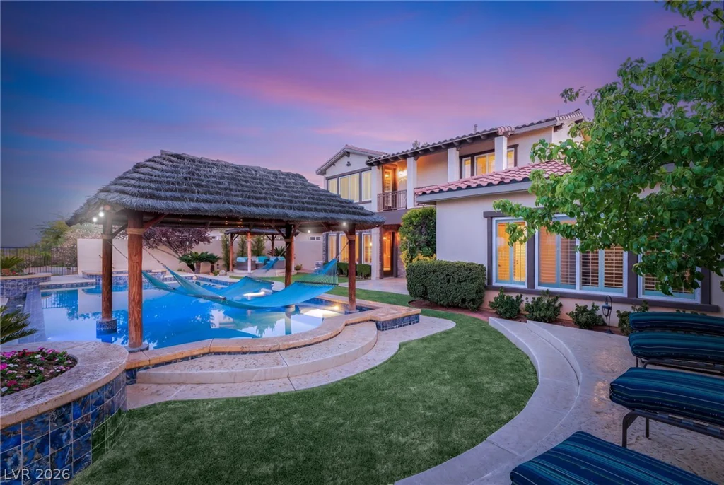 2074 Cherry Creek, Las Vegas, NV 89135