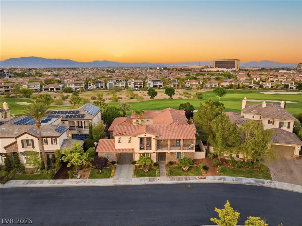 2074 Cherry Creek, Las Vegas, NV 89135