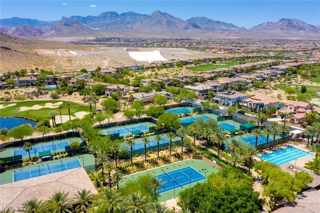 2074 Cherry Creek, Las Vegas, NV 89135