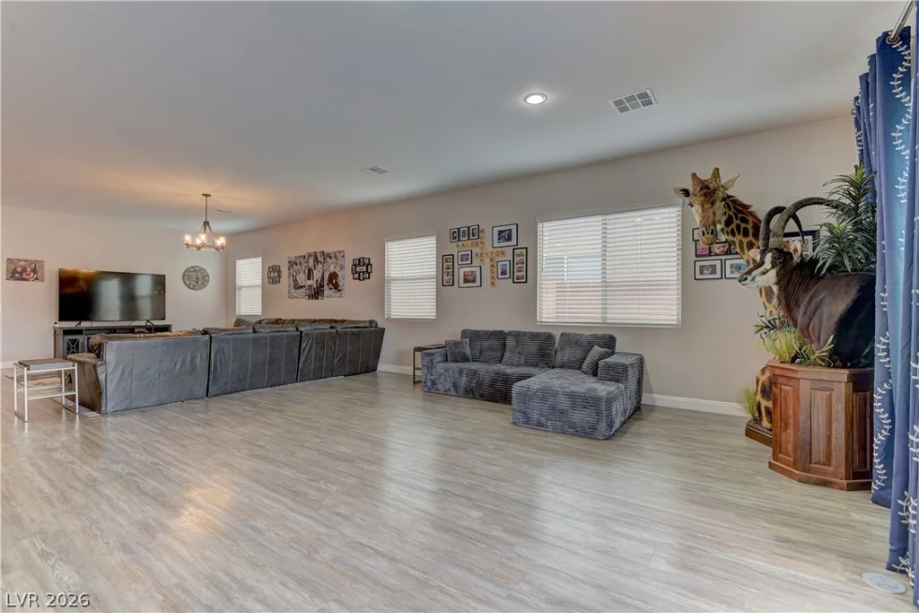 5967 Yellow Ridge, Las Vegas, NV 89131