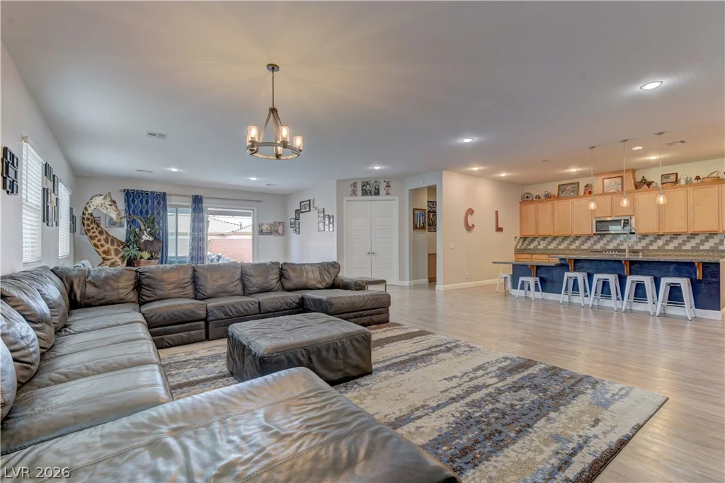 5967 Yellow Ridge, Las Vegas, NV 89131