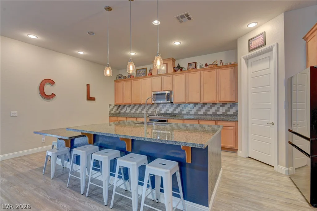 5967 Yellow Ridge, Las Vegas, NV 89131