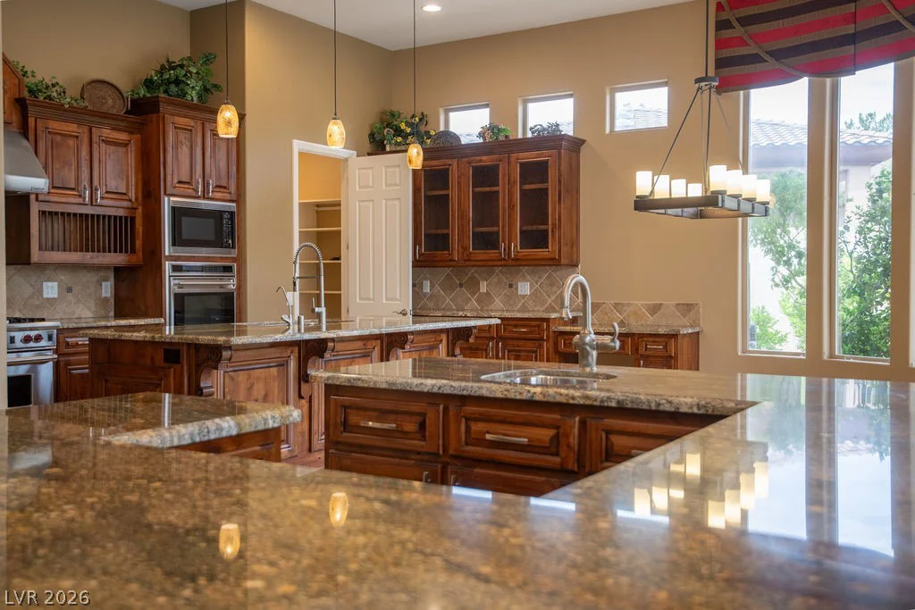 16 Belfair, Henderson, NV 89052