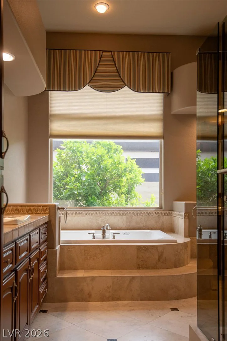16 Belfair, Henderson, NV 89052