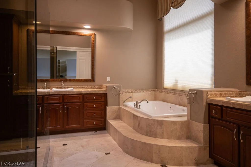 16 Belfair, Henderson, NV 89052