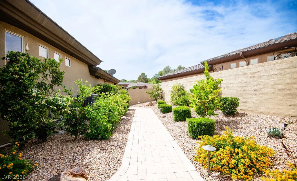 16 Belfair, Henderson, NV 89052