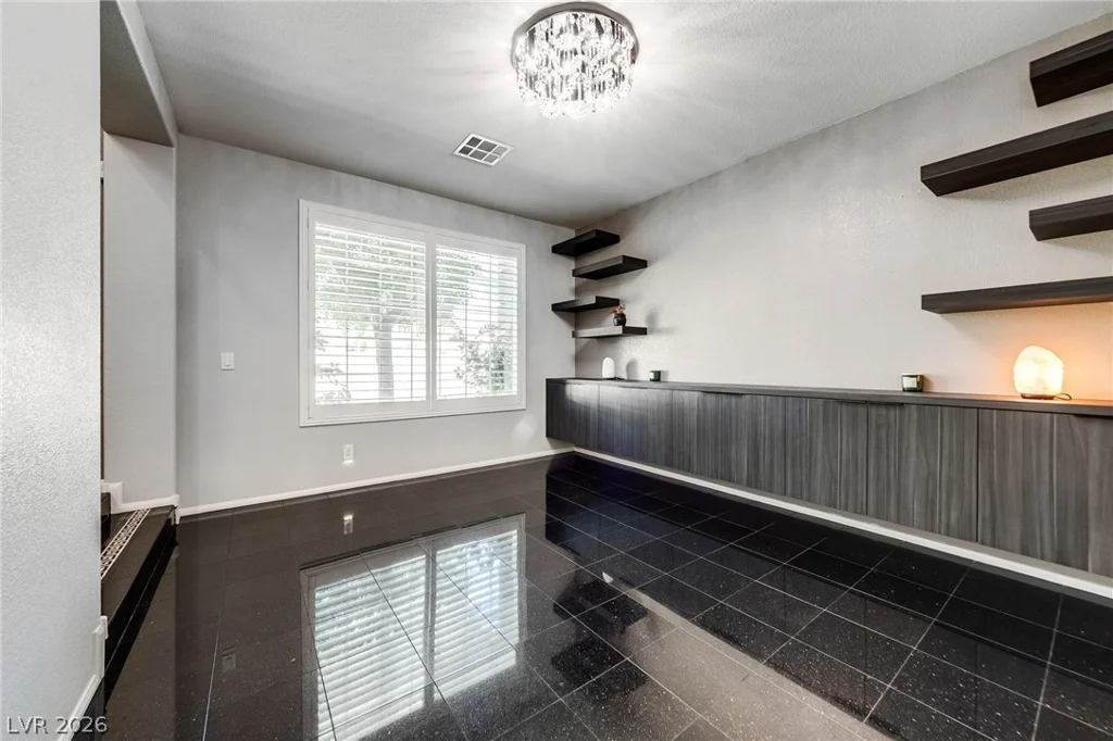 9455 Green Hunter, Las Vegas, NV 89123