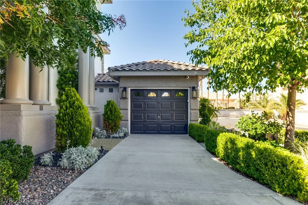 9455 Green Hunter, Las Vegas, NV 89123