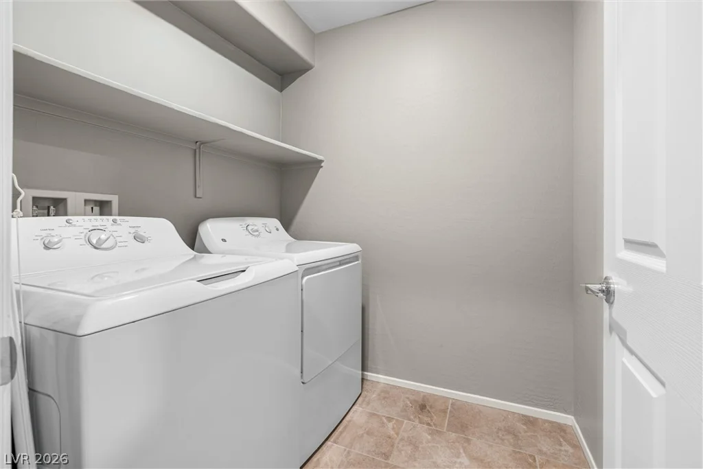 72 Lomita Heights, Las Vegas, NV 89138