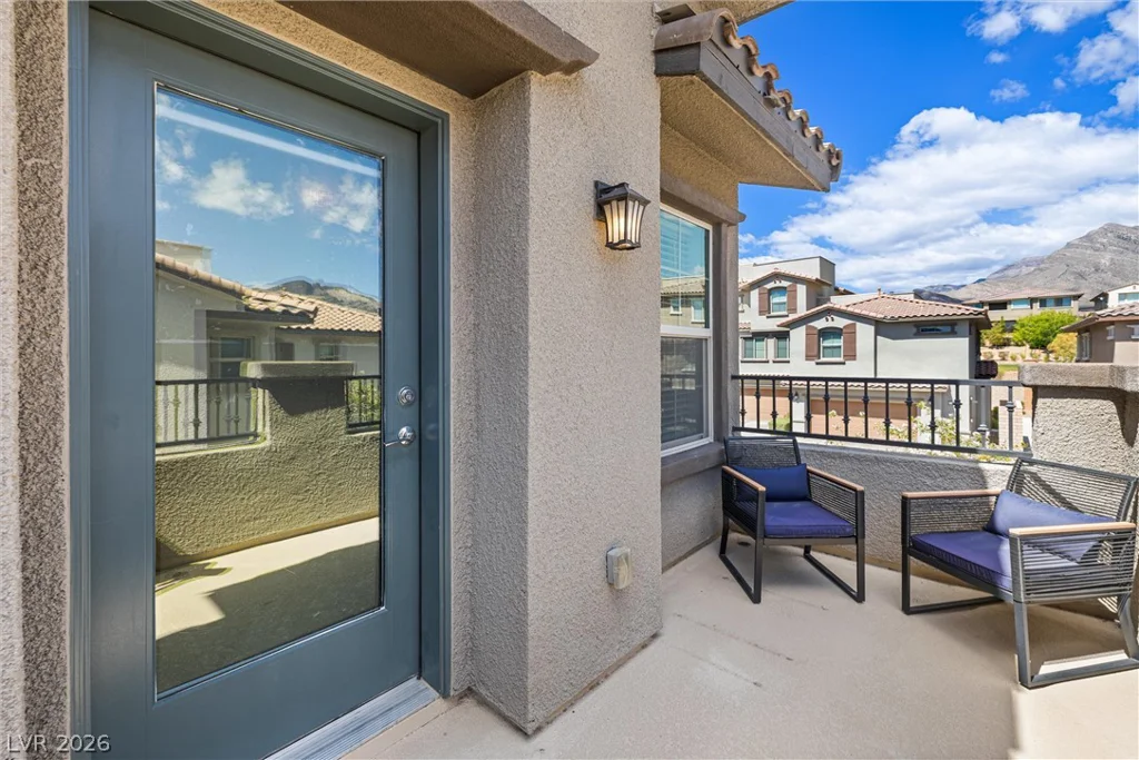 72 Lomita Heights, Las Vegas, NV 89138