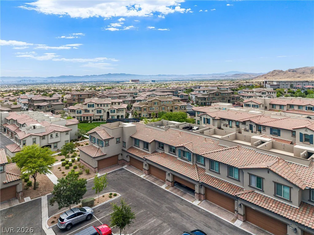 72 Lomita Heights, Las Vegas, NV 89138
