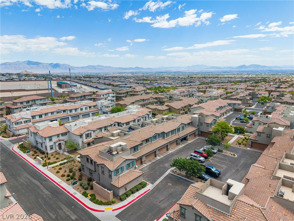 72 Lomita Heights, Las Vegas, NV 89138