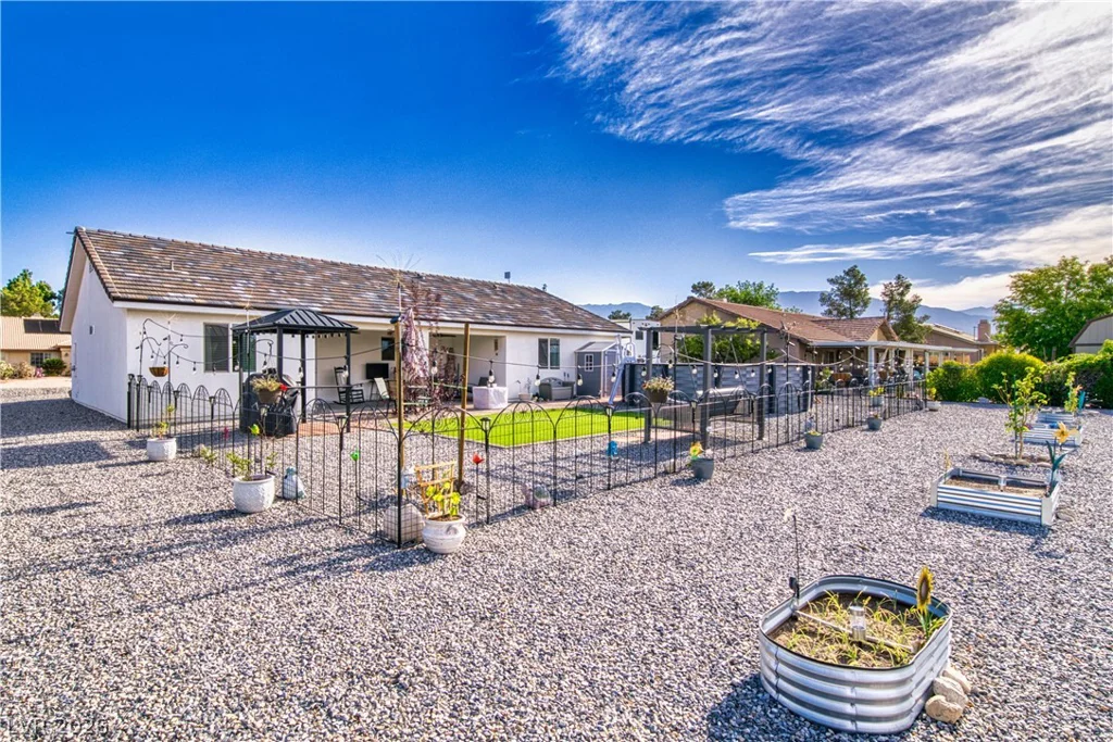 681 Indian Wells, Pahrump, NV 89060