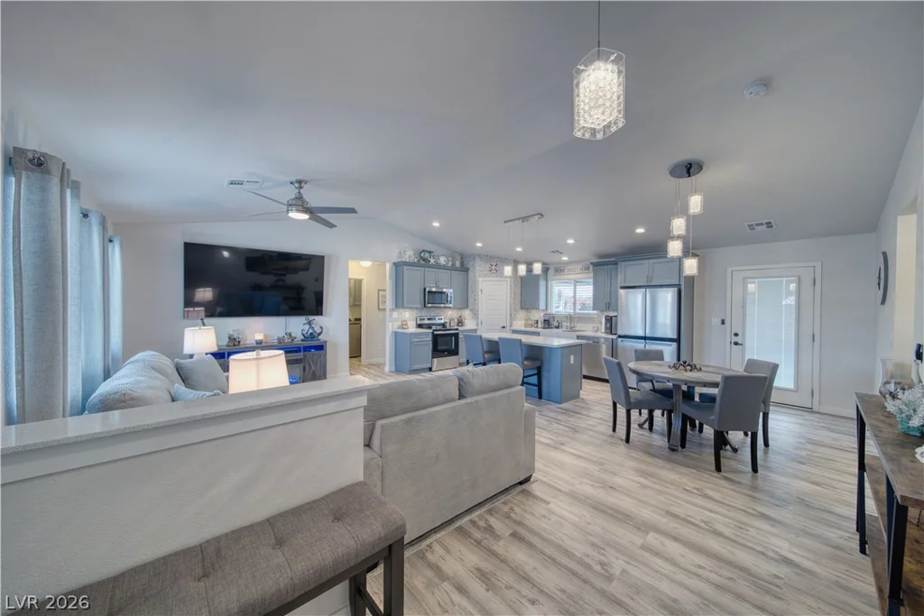 681 Indian Wells, Pahrump, NV 89060