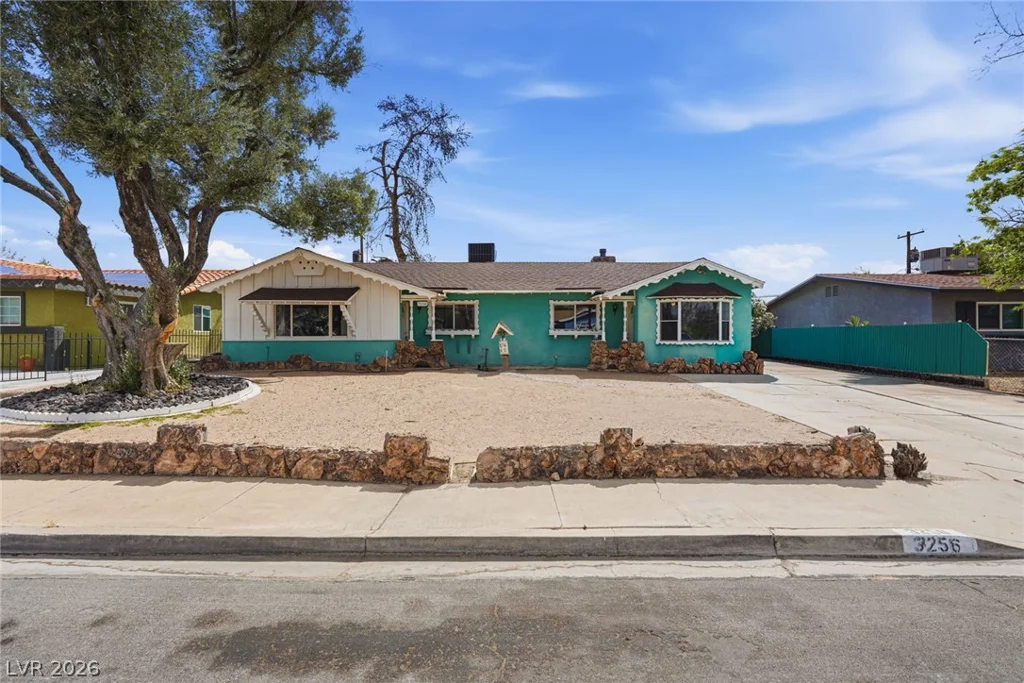 3256 Brentwood, Las Vegas, NV 89121