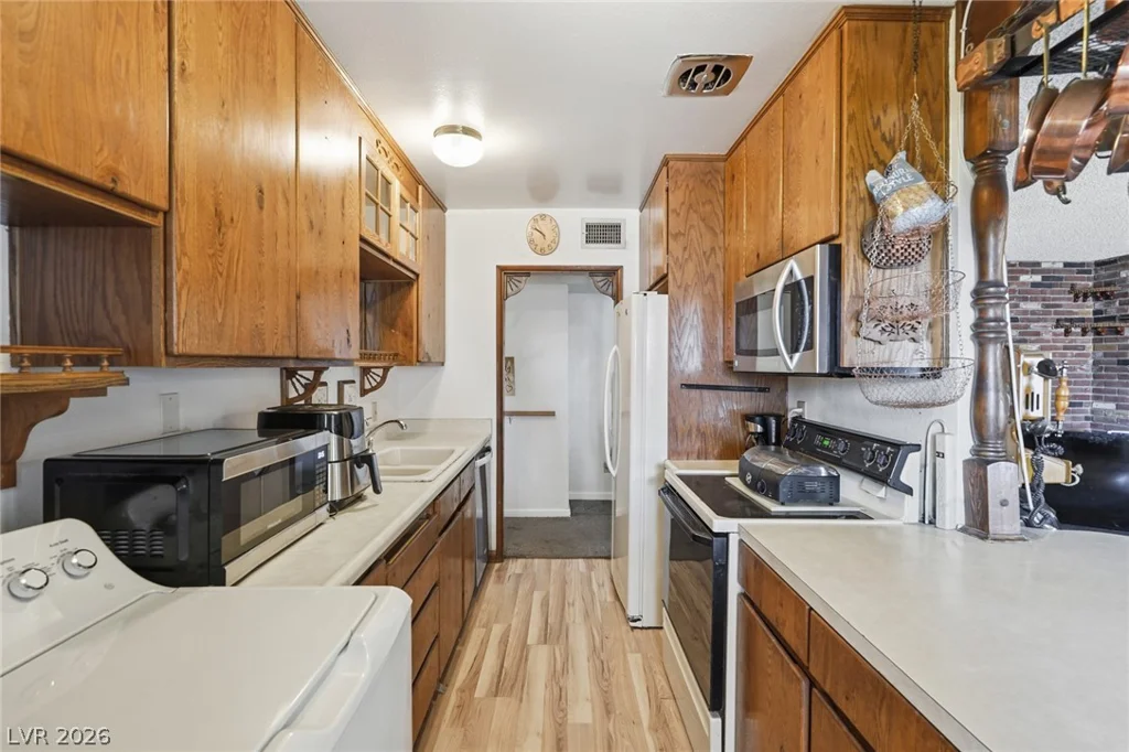 3256 Brentwood, Las Vegas, NV 89121