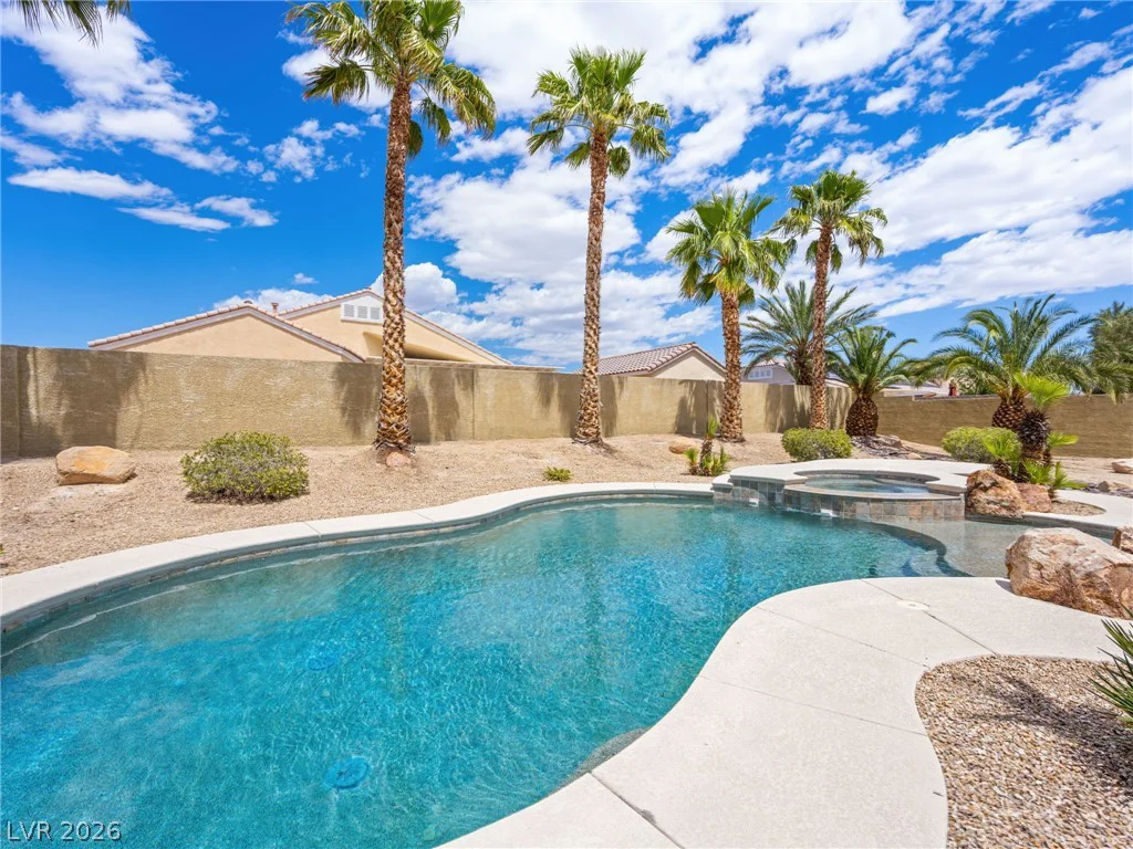 6524 Colossal Cave, Las Vegas, NV 89131