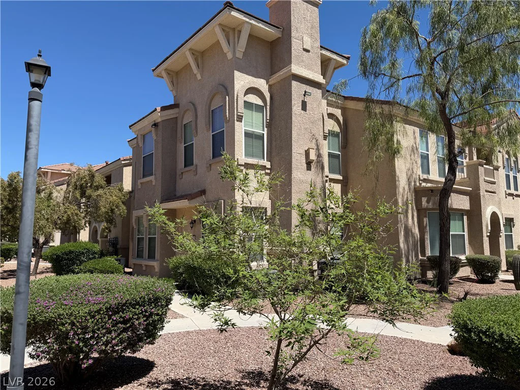 10550 Alexander, Las Vegas, NV 89129