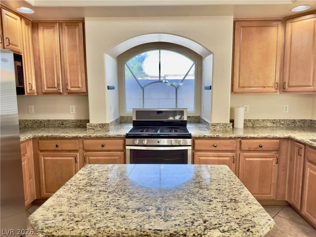 1010 Shady Charmer, Henderson, NV 89052