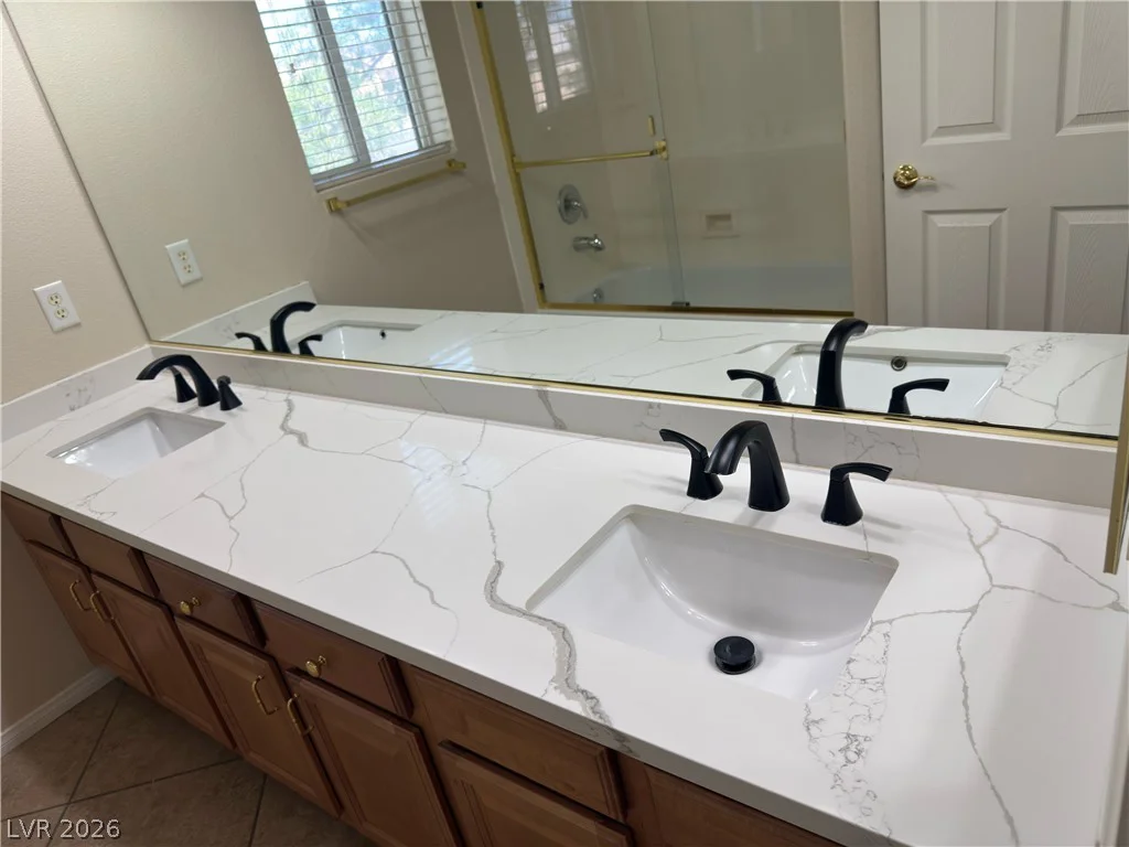 1010 Shady Charmer, Henderson, NV 89052