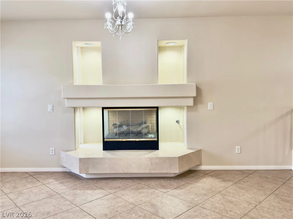 1010 Shady Charmer, Henderson, NV 89052