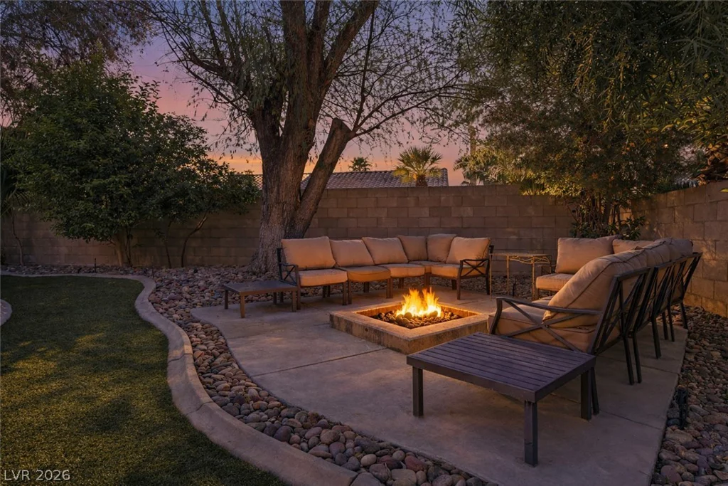 265 Copper Glow, Henderson, NV 89074