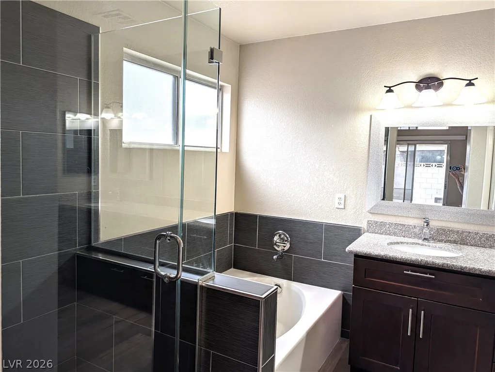 105 Dawn Isle, Las Vegas, NV 89145