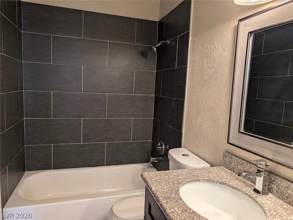 105 Dawn Isle, Las Vegas, NV 89145