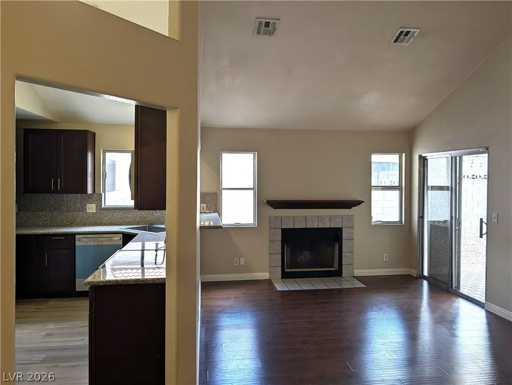 105 Dawn Isle, Las Vegas, NV 89145