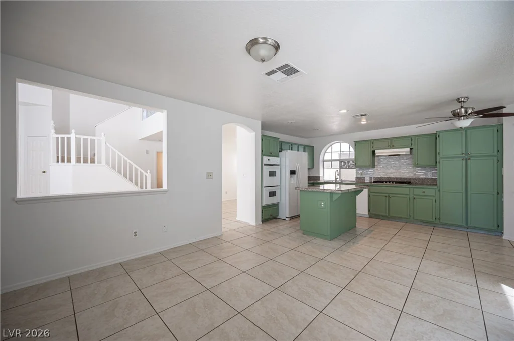 3028 Forest Lake, Las Vegas, NV 89117