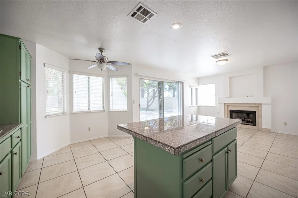 3028 Forest Lake, Las Vegas, NV 89117