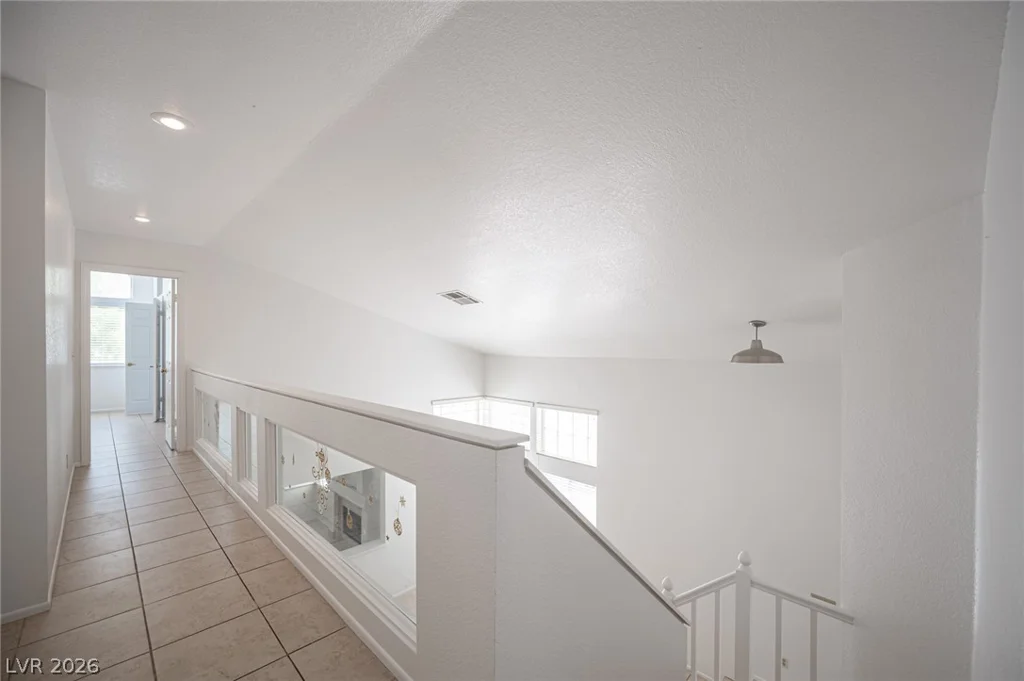 3028 Forest Lake, Las Vegas, NV 89117