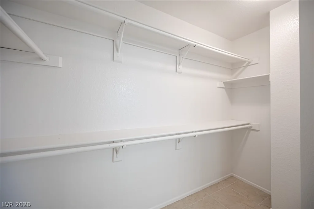 3028 Forest Lake, Las Vegas, NV 89117