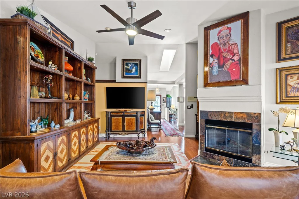 2524 Sunset Beach, Las Vegas, NV 89128