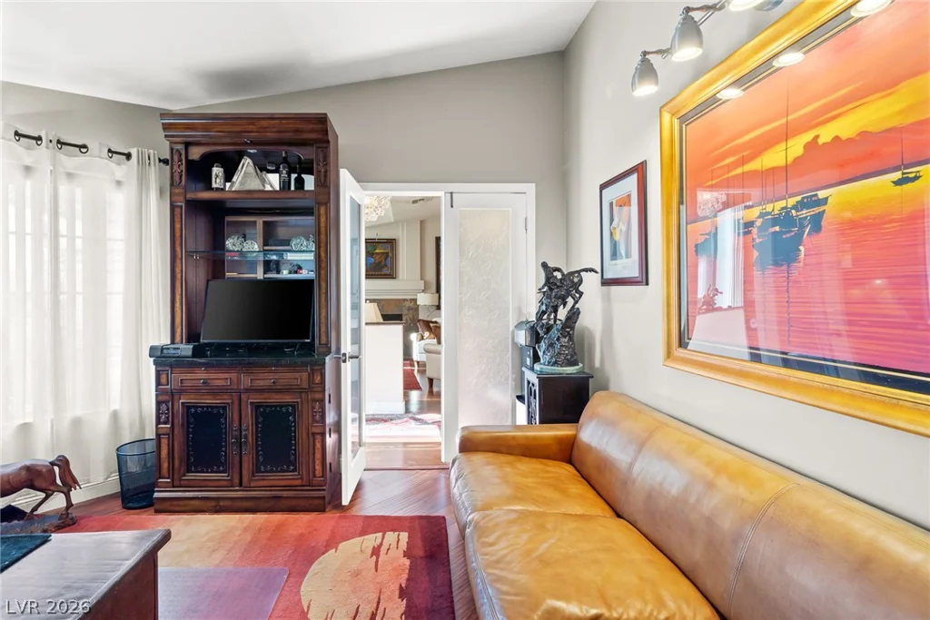 2524 Sunset Beach, Las Vegas, NV 89128