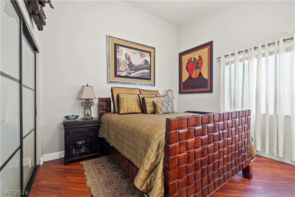2524 Sunset Beach, Las Vegas, NV 89128