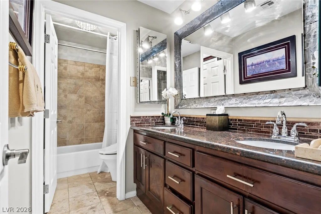 2524 Sunset Beach, Las Vegas, NV 89128