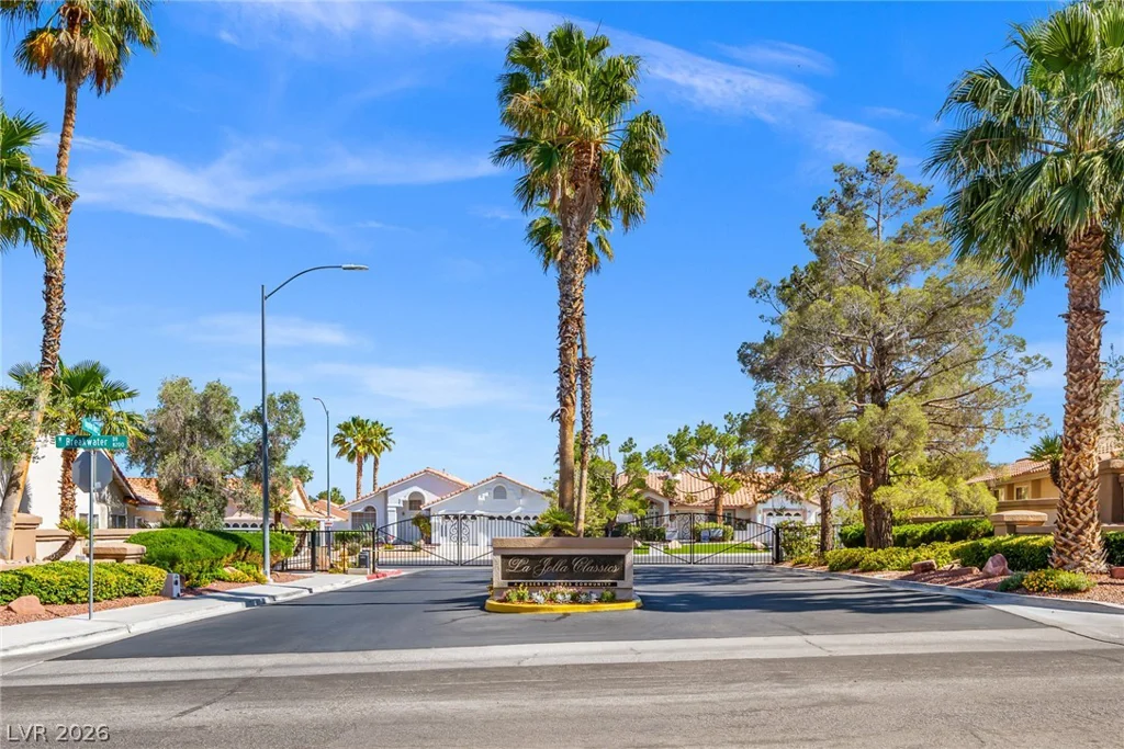 2524 Sunset Beach, Las Vegas, NV 89128