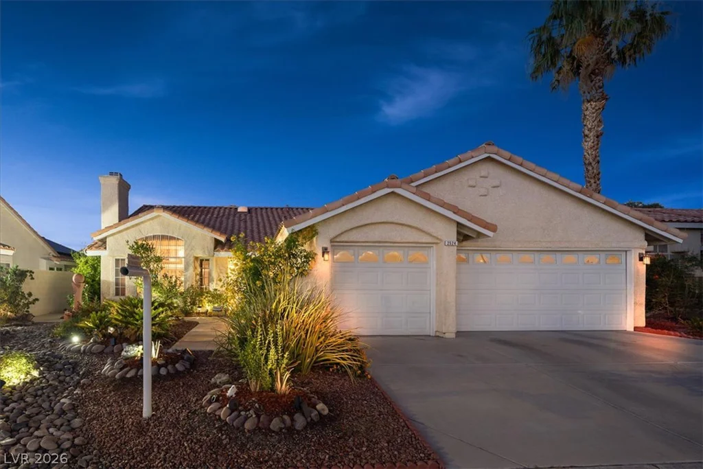 2524 Sunset Beach, Las Vegas, NV 89128