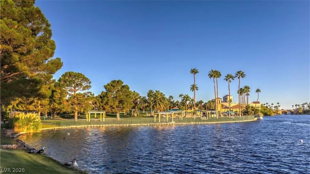 2524 Sunset Beach, Las Vegas, NV 89128