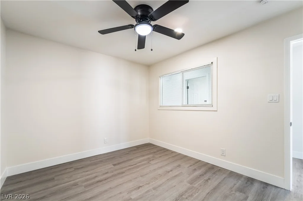 6160 Newville, Las Vegas, NV 89103