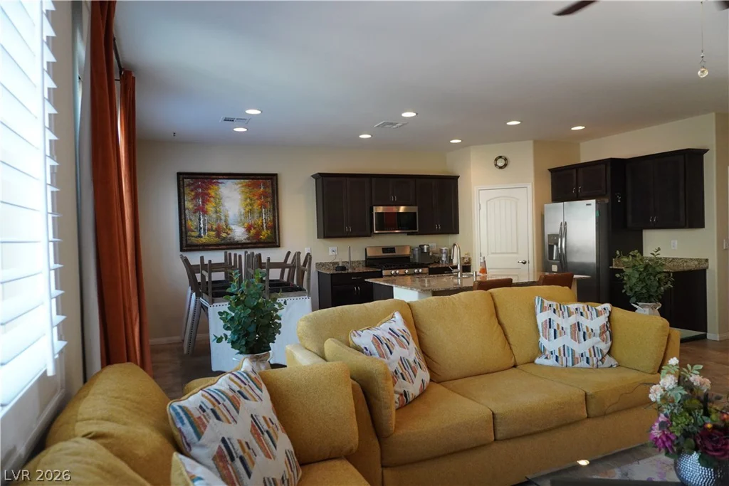 9253 Romance Diamond, Las Vegas, NV 89178