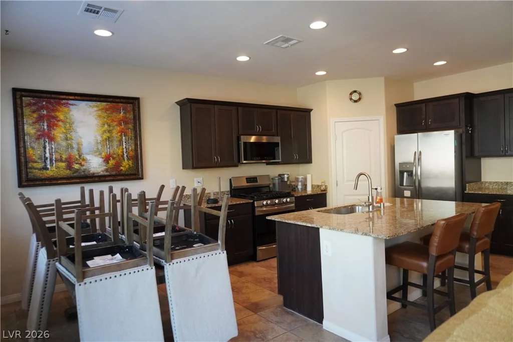 9253 Romance Diamond, Las Vegas, NV 89178